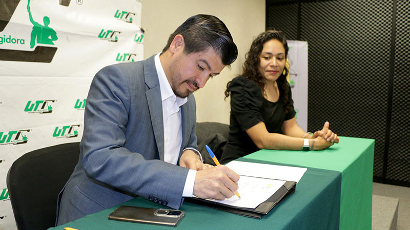 UTC pacta alianza con empresa TATA Consultancy 