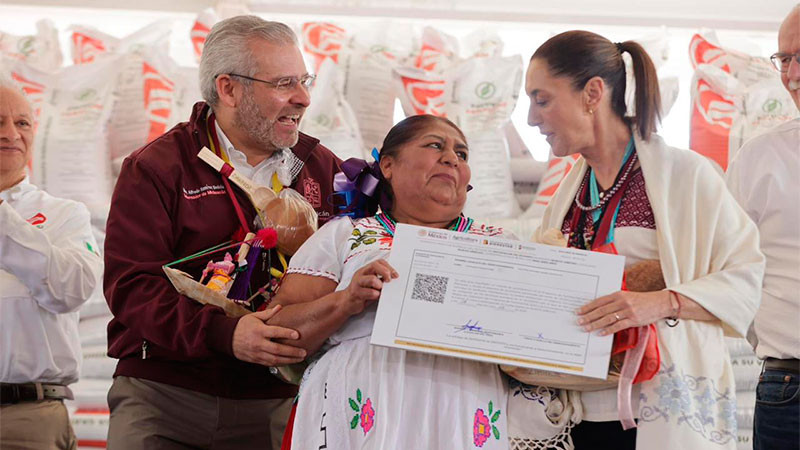 Bedolla reconoce en Sheinbaum acciones de una presidenta patriota 