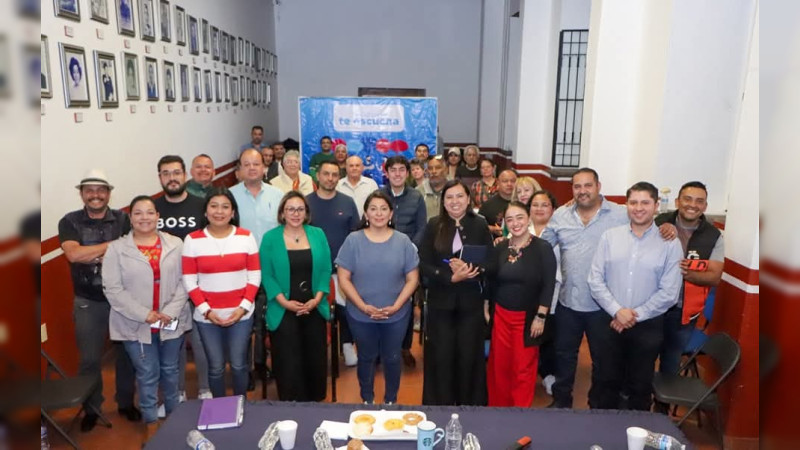 Gobierno municipal y comerciantes de Quiroga unen esfuerzos para impulsar el desarrollo económico y turístico