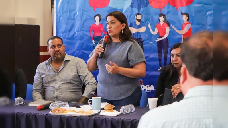 Gobierno municipal y comerciantes de Quiroga unen esfuerzos para impulsar el desarrollo económico y turístico