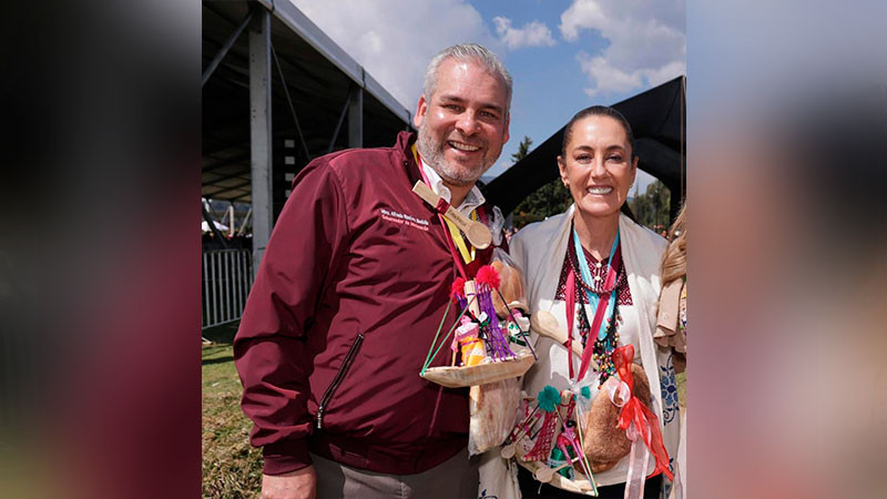 Programas del Bienestar, metrobús y migración, temas abordados con Sheinbaum: Bedolla 