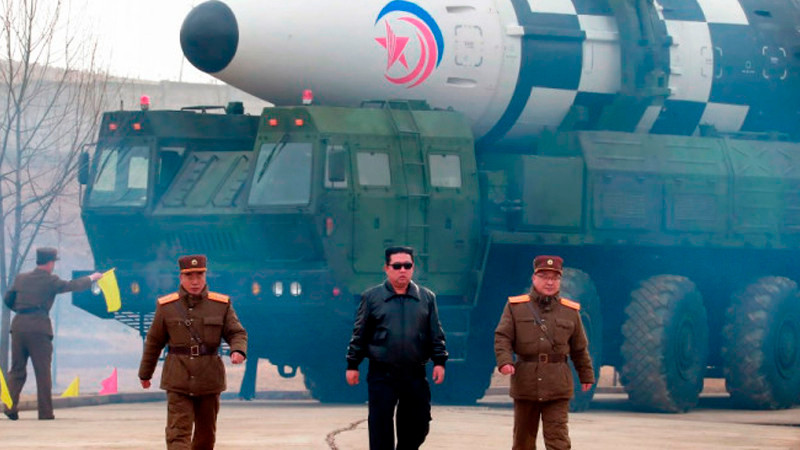 Corea del Norte envió al menos 200 unidades de artillería y 11 mil soldados a Rusia, asegura Seúl 