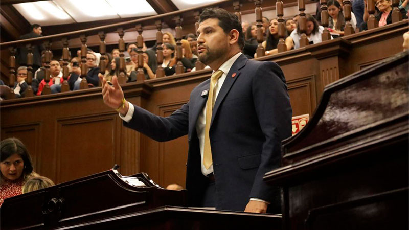  La digitalización fortalece el desarrollo social en Michoacán: Octavio Ocampo 