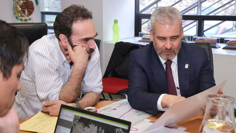 Bedolla intensifica ante Federación proyecto de metrobús en Morelia 