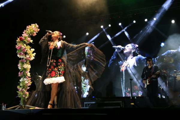 Fenomenal concierto de Lila Downs en Morelia  - Foto 2 
