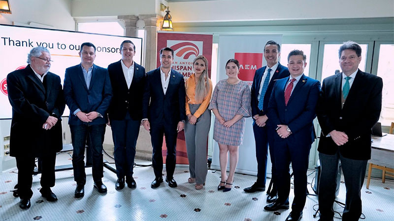 Impulsa Felifer Macías inversión, turismo y emprendimiento en San Antonio, Texas 