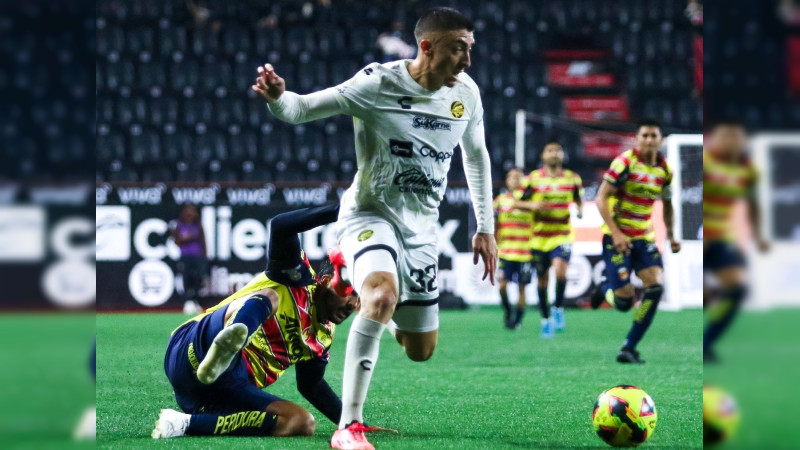 Crónica deportiva: ¡Indignante! El colero exhibe y despluma al Morelia de Higuera y Castro