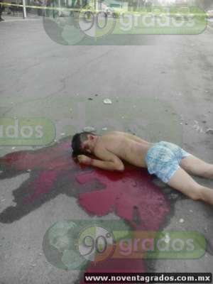 Asesinan a tres hombres en Zihuatanejo, Guerrero - Foto 3 