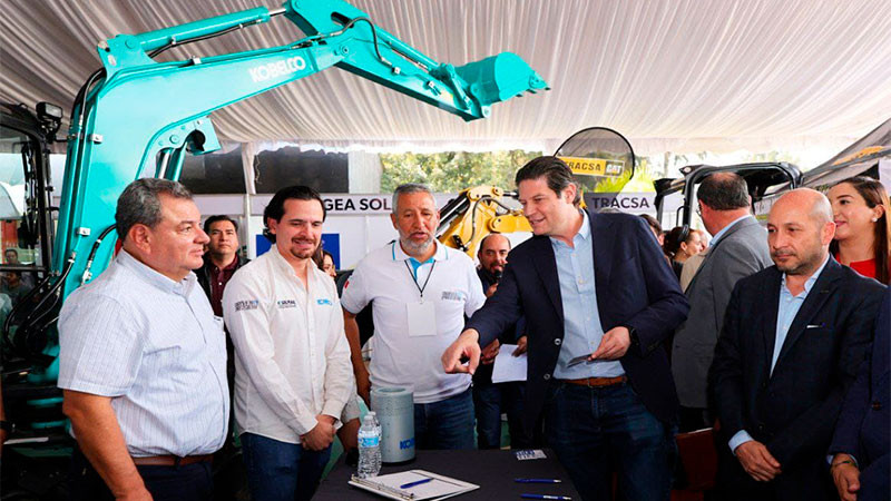 Destaca Alfonso Martínez, nuevas y mejores vialidades en 2025 