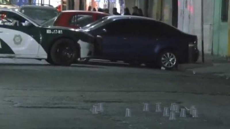 Ataque armado deja 3 personas sin vida en la Ciudad de México; investigan a policías 