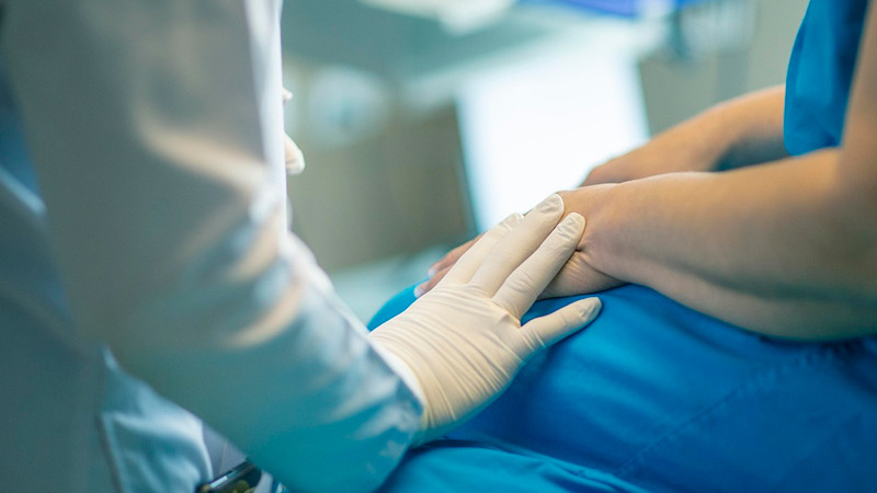 Sheinbaum defiende dar entrada al Sector Salud a médicos cubanos 