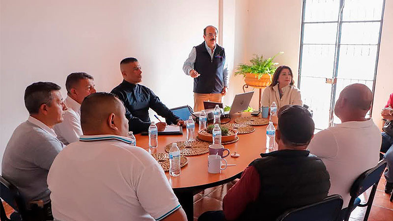 Presentan Plan de Obras 2025 para el Desarrollo y Mejoramiento de Quiroga: Alma Mireya González 