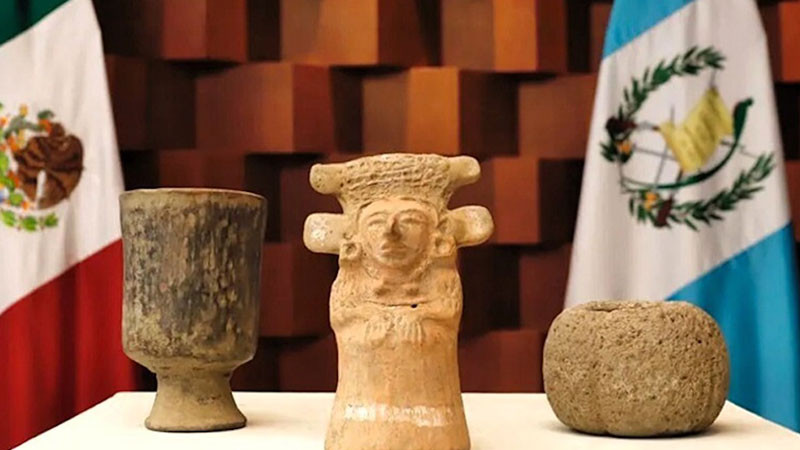 El INAH devuelve 54 bienes patrimoniales a Guatemala 