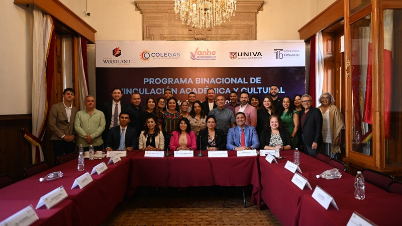 Vanhe Caratachea plantea plataforma digital a comunidad migrante en Encuentro Binacional de Vinculación Académica en el Congreso de Michoacán 