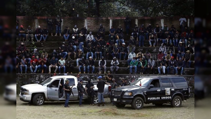 Extorsionadores de Michoacán son autodefensas armadas por Alfredo Castillo, denuncia Bedolla 