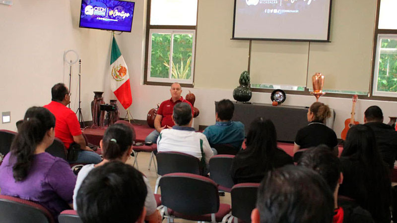 Concluye el Foro Estatal de Periodistas organizado por CEDH Michoacán 