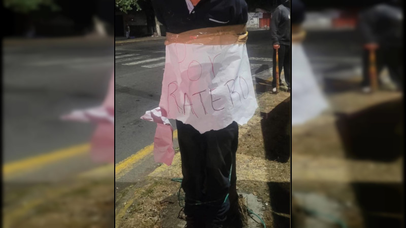 En Pátzcuaro, Michoacán, someten y exhiben a presunto ladrón