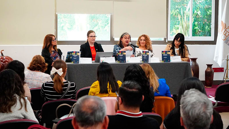 El tomo III del libro “Derechos Humanos y empoderamiento comunitario”, fue presentado en la CEDH Michoacán 