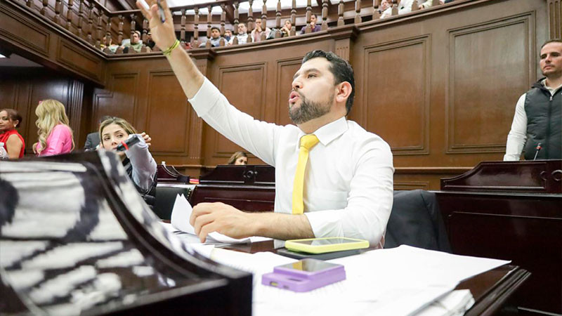 Octavio Ocampo va por la Cero tolerancia al Acoso; impulsa sanciones más severas en Michoacán 