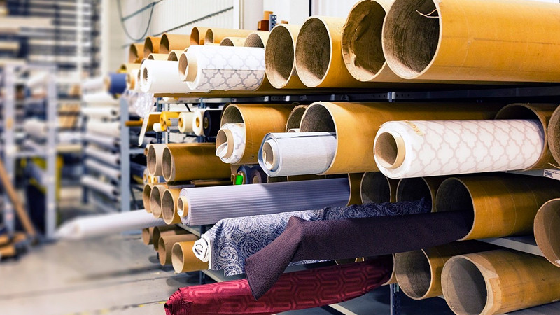 Industria textil de de EEUU pide a Trump frenar aranceles 