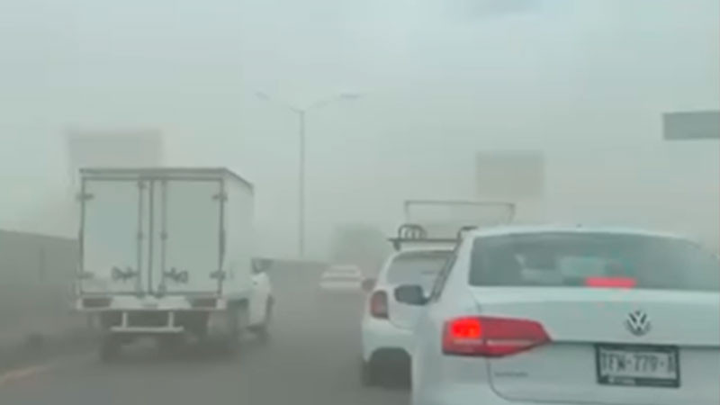 Más de 140 mil hogares se quedan sin eléctricidad tras fuertes ráfagas de viento en Nuevo León  