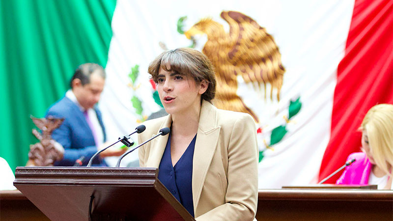 La diputada Giulianna Bugarini presenta iniciativa para combatir el ciberacoso en Michoacán 