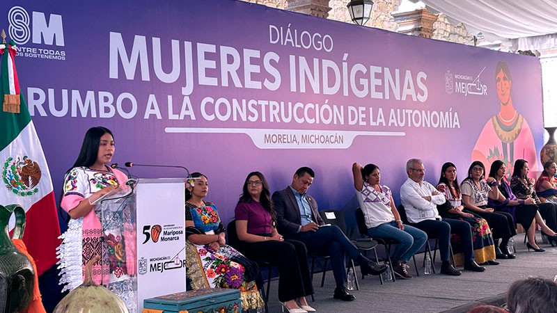 No hay autonomía para los pueblos originarios sin autonomía para las mujeres, coinciden activistas y funcionarias 