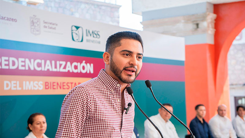 Huandacareo celebra éxito total en la credencialización de IMSS-Bienestar con nuevas fechas 