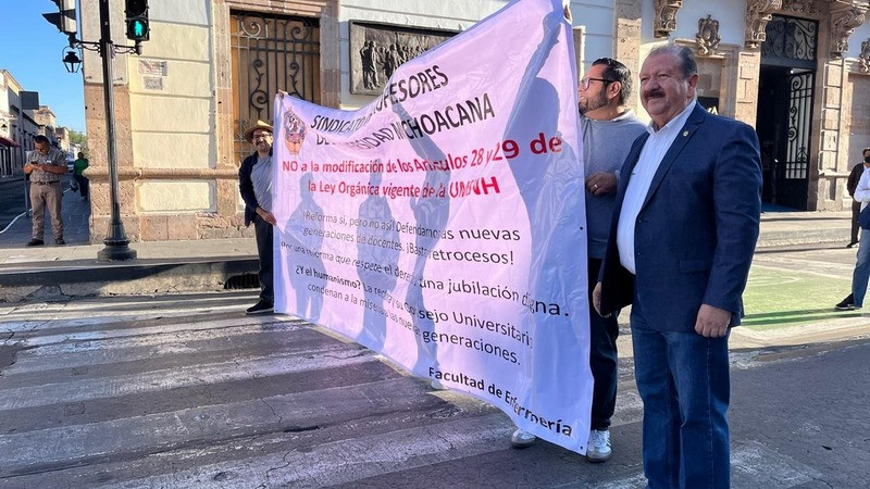 Desinforma dirigente del SPUM a sus agremiados sobre nombre de la UMSNH 