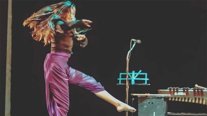 Mujeres y maternidad en la danza: conversatorio y presentación artística 