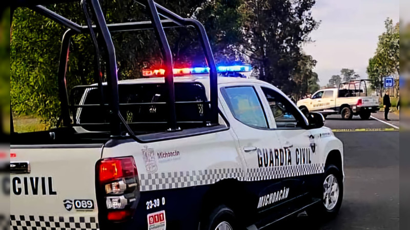 Sobre la carretera Morelia-Pátzcuaro persiguen y balean a un hombre 