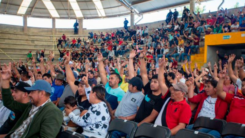 IEM realiza consulta en Santa Ana Zirosto sobre autogobierno y administración de recursos 