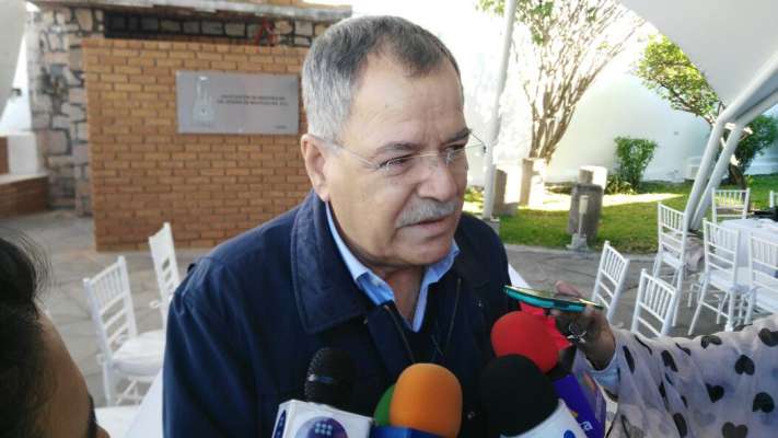 Equivocada la estrategia de gobierno al echarle la culpa a los transportistas: Arcadio Méndez 