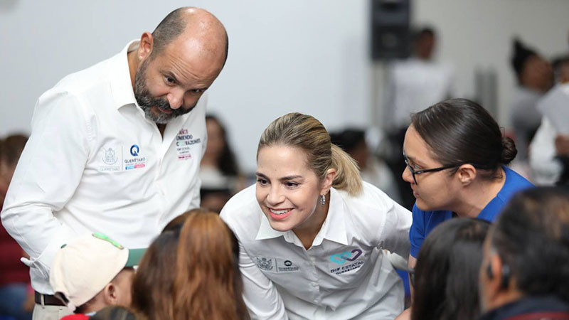Convive Car Herrera con niñas y niños beneficiados de la Jornada Quirúrgica de Labio Palatina 