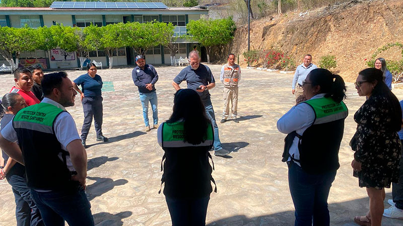Realiza SESA taller Habilitación de Refugios Temporales en Jalpan, Querétaro 
