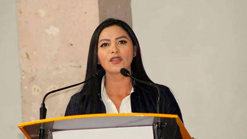 Digitalización de servicios gubernamentales beneficiará a millones de mexicanos: Araceli Saucedo 