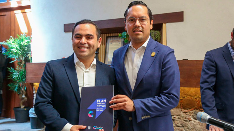 Corregidora, se convierte en el primer municipio de Querétaro en entregar su Plan Municipal de Desarrollo  