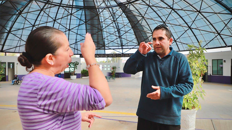 DIF Morelia fortalece la inclusión con taller de Lengua de Señas Mexicana para servidores públicos  