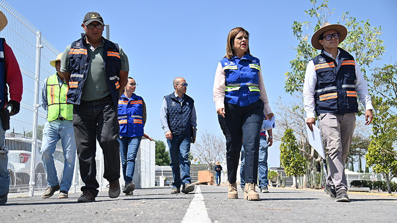 CEI supervisa obras para mejorar espacios públicos en San Juan del Río, Querétaro 