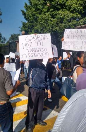 Transportistas continúan con bloqueos de vialidades en Morelia