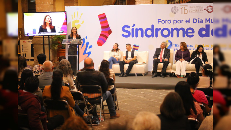 Reitera Nalleli Pedraza compromiso en la lucha por los derechos de las personas con síndrome de Down 