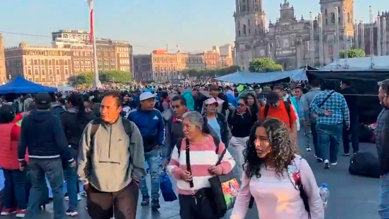 CNTE instala plantón en el Zócalo, tras llegar a acuerdo con Sheinbaum sobre reforma a Ley del ISSSTE 