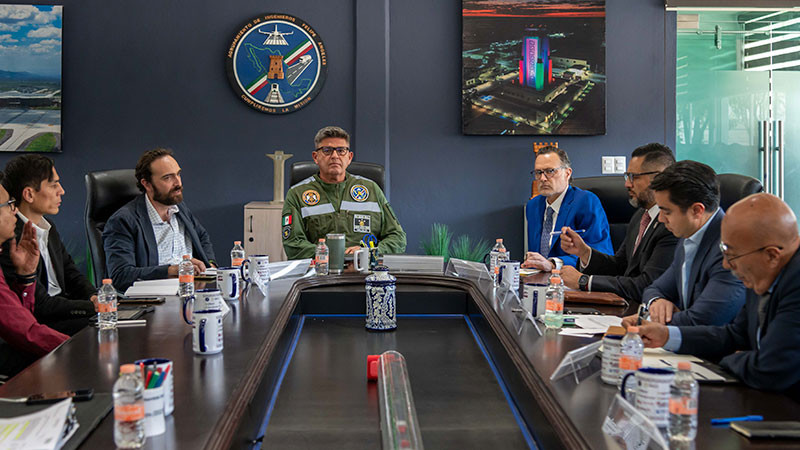 Reafirma Gobernador colaboración para consolidar el proyecto del tren México-Querétaro 