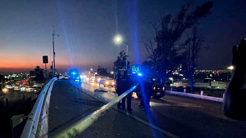 Hombre muere atropellado en la autopista México-Querétaro 