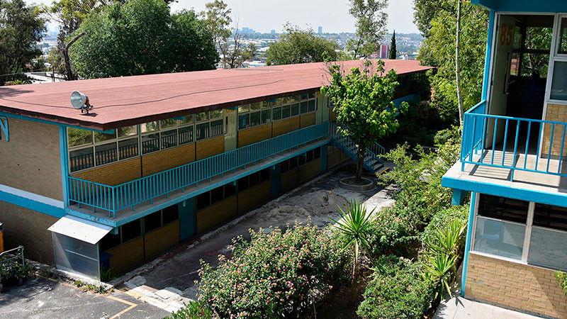 Suspenden clases en CCH Naucalpan tras ataque a profesor 