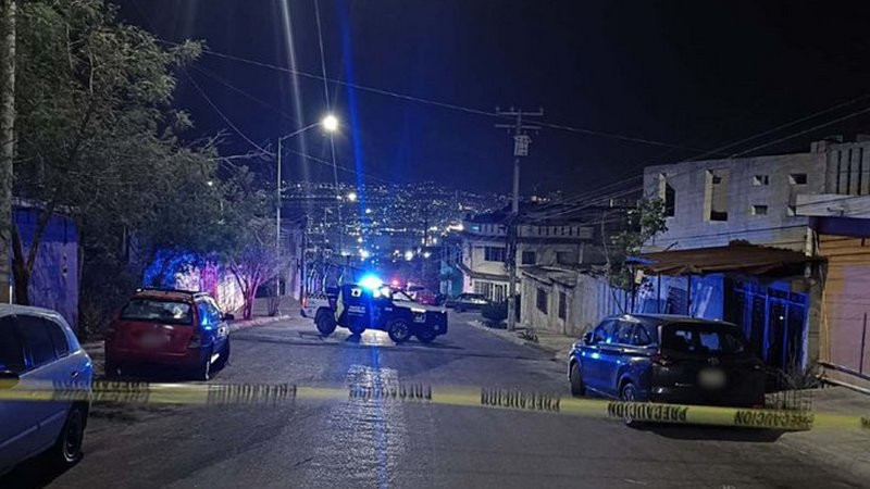 Hallan cuerpo de hombre en Santa Catarina, Nuevo León; estaba maniatado 