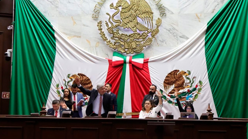 Reforma Congreso de Michoacán Ley de Ingresos de Los Reyes 