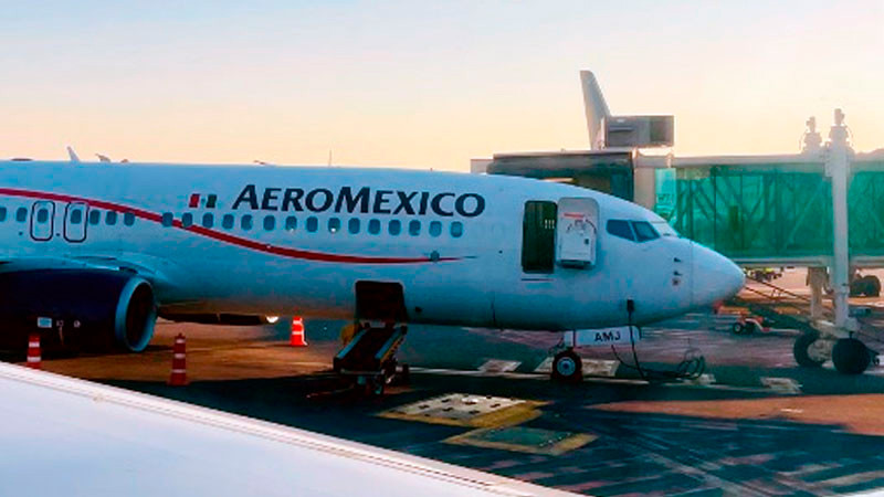 Aeroméxico ofrece cambios de vuelo gratis a pasajeros afectados por bloqueo de la CNTE en el AICM 