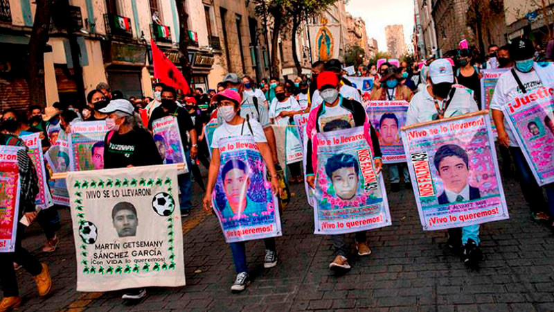 Familiares de desaparecidos piden participar en reformas de Sheinbaum en la materia 
