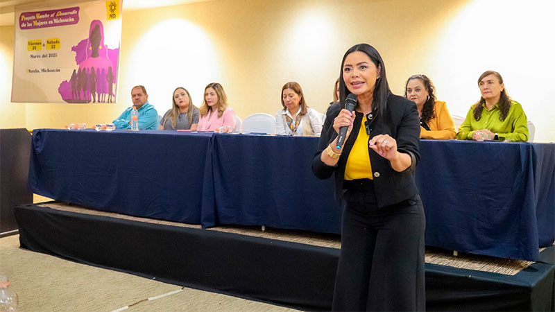 Es tiempo de mujeres y luchar por sus derechos es tarea permanente: Araceli Saucedo 